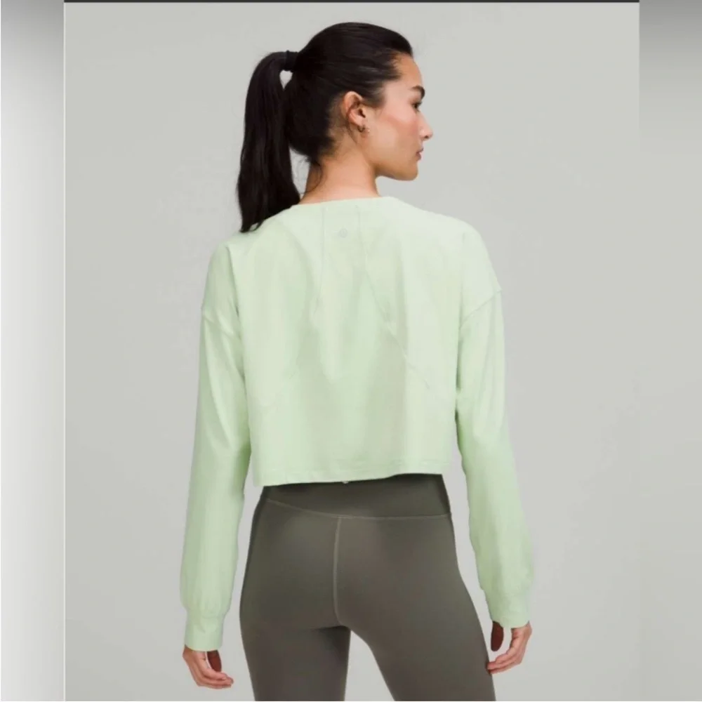 Lululemon EUC Muscle Love Long Sleeve Crop Top Size Women’s 12 Color Green